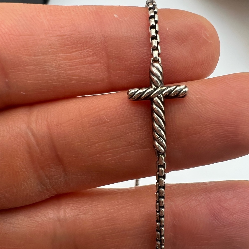 🔴Authentic DAVID YURMAN PETITE PAVÉ DIAMONDS CROSS CHAIN BRACELET🔴 - Picture 9 of 11